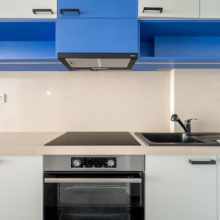 Newly Renovated!!! - Modern Apartment 10 Minutes From The Grand Boulevard Budapest Extérieur photo